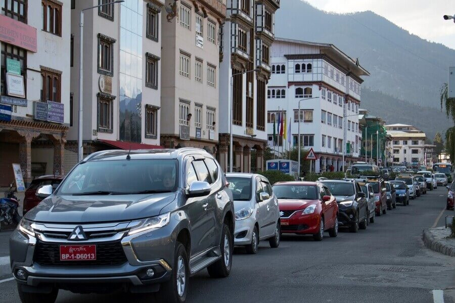 Lái xe tại Bhutan, Giao thông Bhutan, lái xe ở Bhutan 